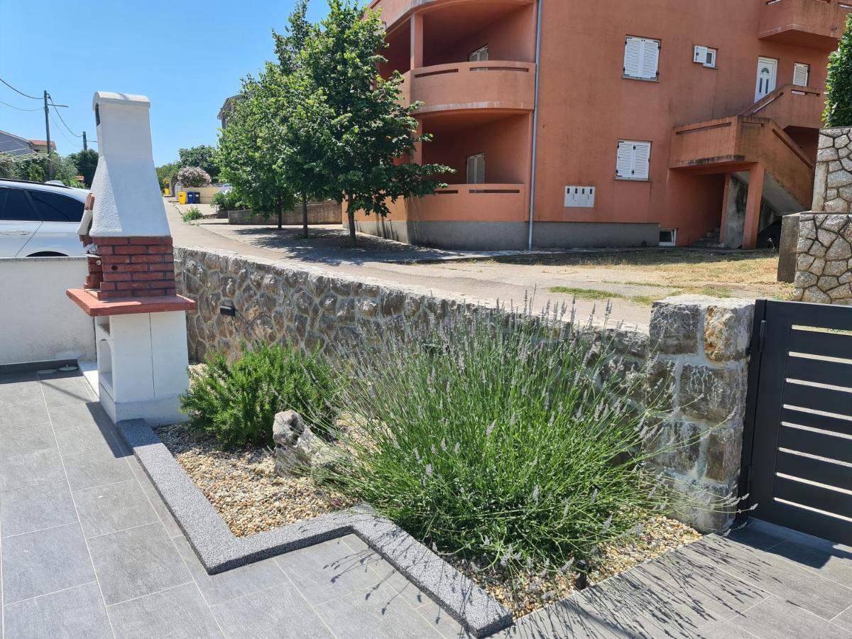 Apartments Jana Salatić Exterior foto